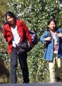 主演新剧《肯尼迪》聚焦著名政治家族 2 堪比时装周!